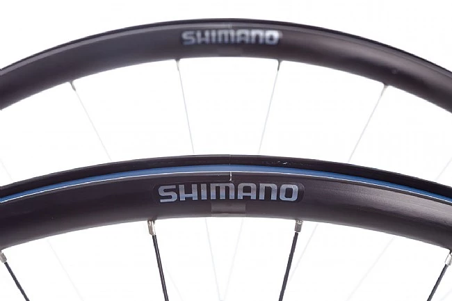 Shimano WH-RX010 Disc Clincher Wheelset - Image 4